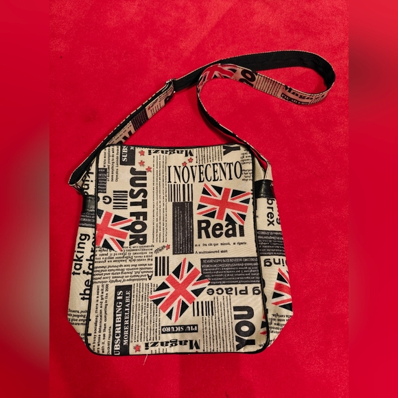 Hurry! Store Close Next Week!! Vintage Shoulder bag - Picture 3 of 8